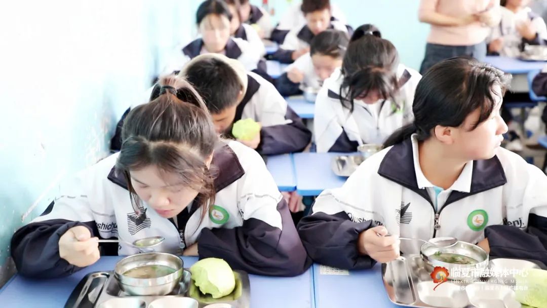 小学营养餐就餐制度_中小学营养菜谱_中小学营养餐食谱