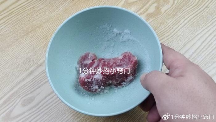 解冻肉的最快方法知乎_解冻肉的小窍门_生活小窍门如何快速解冻肉